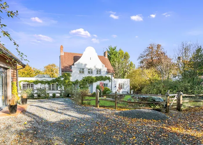 Pretty Country Home Dog Friendly On Request
